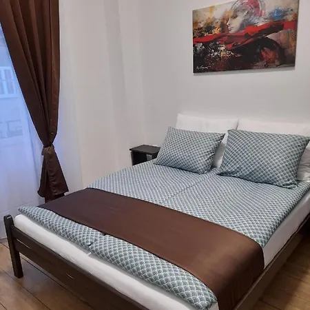 Apartment Artistika *