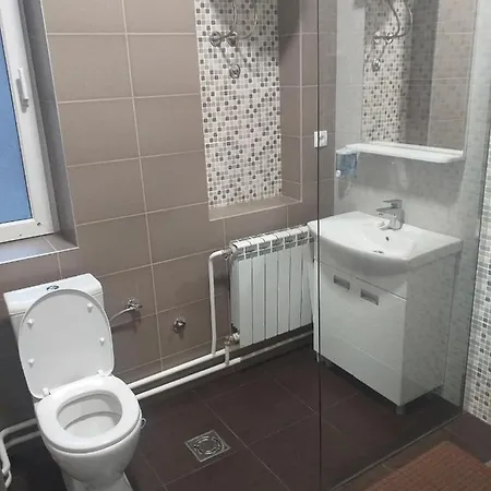 Budget Artistika, 3 Bedrooms And 2 Full Bathrooms Appartement *