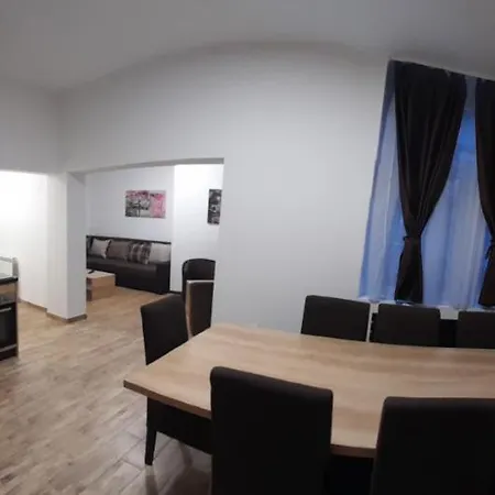 Apartment Artistika *