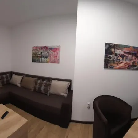 Apartamento Budget Artistika, 3 Bedrooms And 2 Full Bathrooms